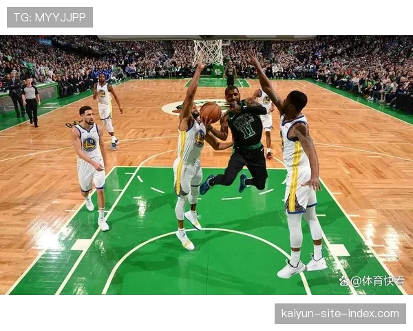 凯尔特人波尔津吉斯背打高效 低位技术成夺冠拼图